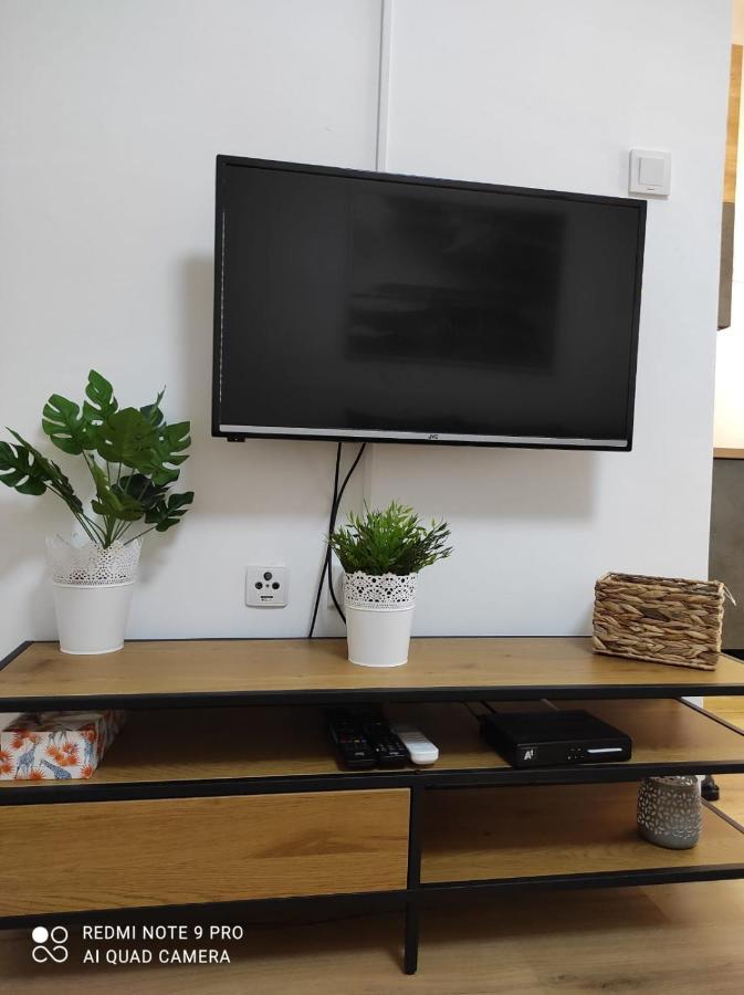 Apartman Branimir Novalja Exterior photo
